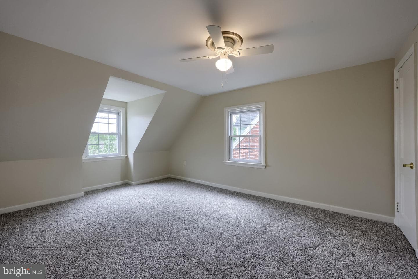 430 Brimmer Avenue photo 15