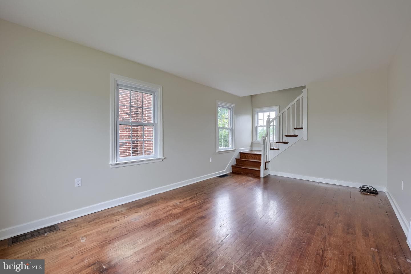 430 Brimmer Avenue photo 9