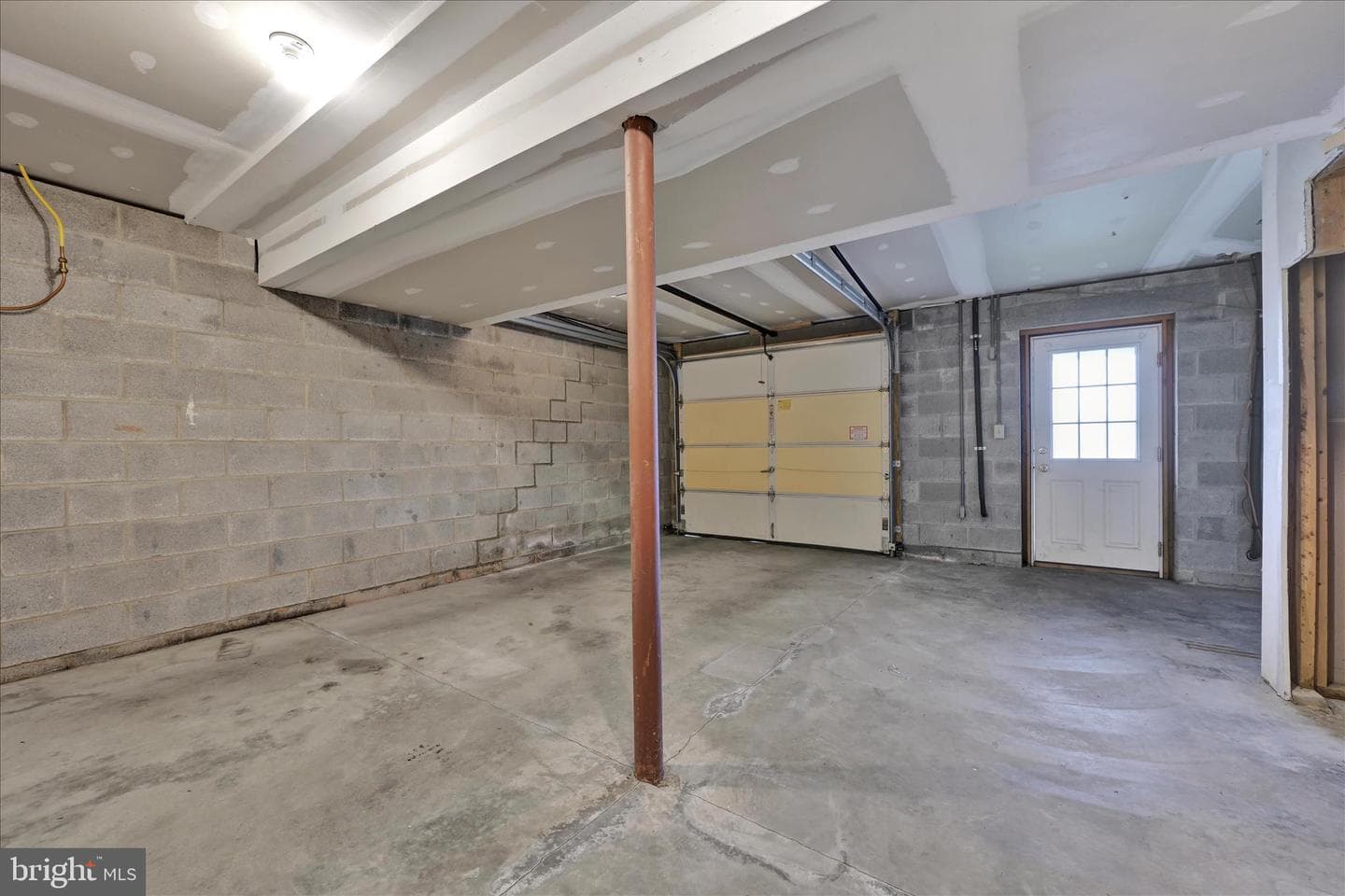 712 Knoll Drive photo 27