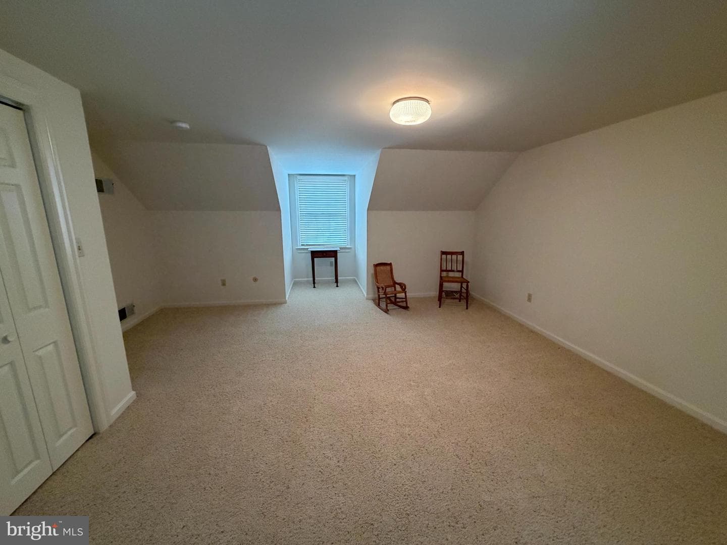 957 Mondale Road photo 58