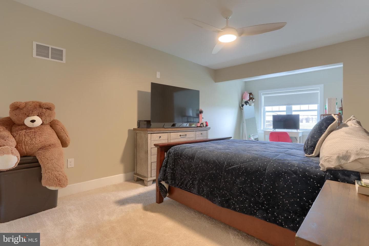 1584 Harrisburg Avenue photo 38