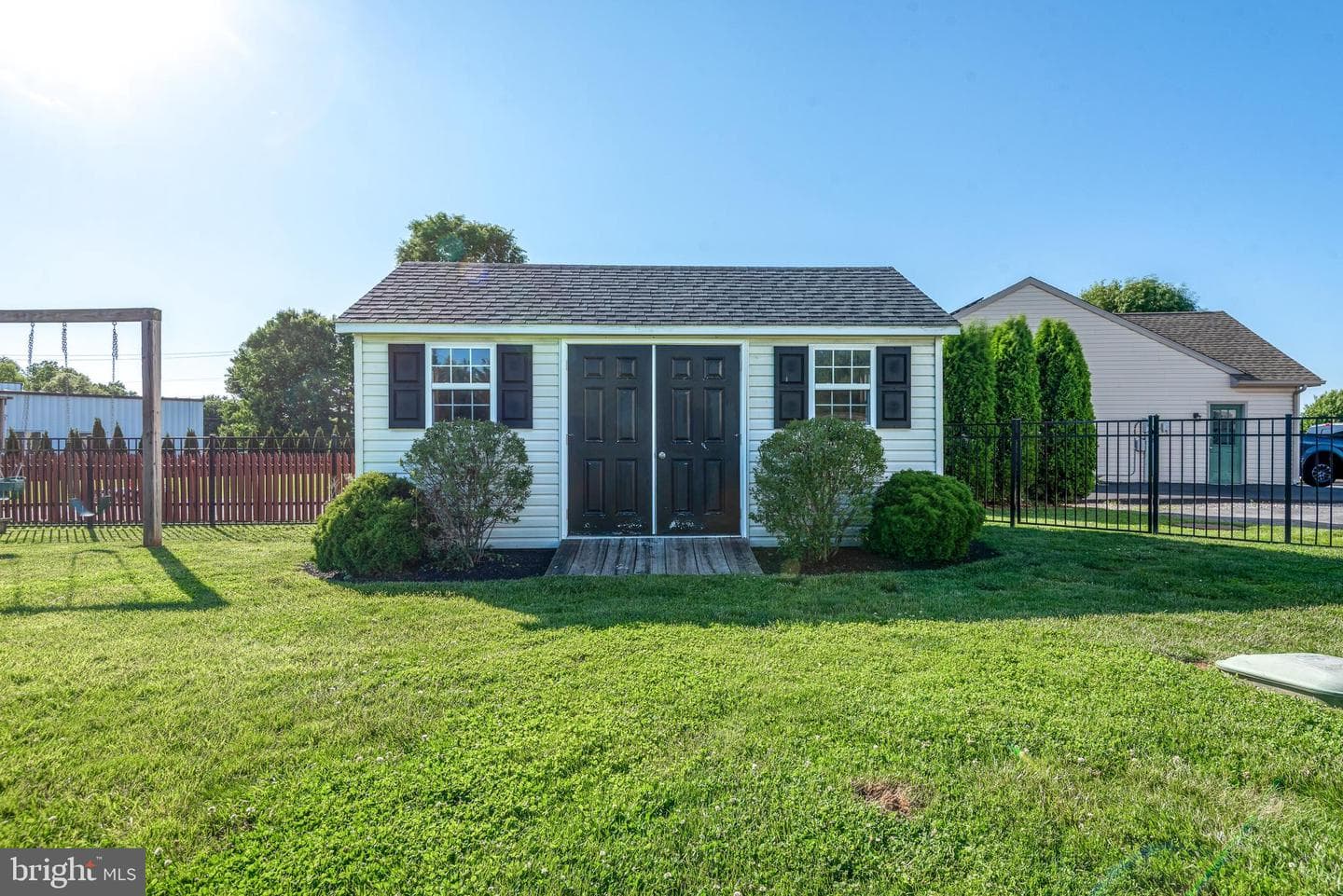 515 High Point Drive photo 42