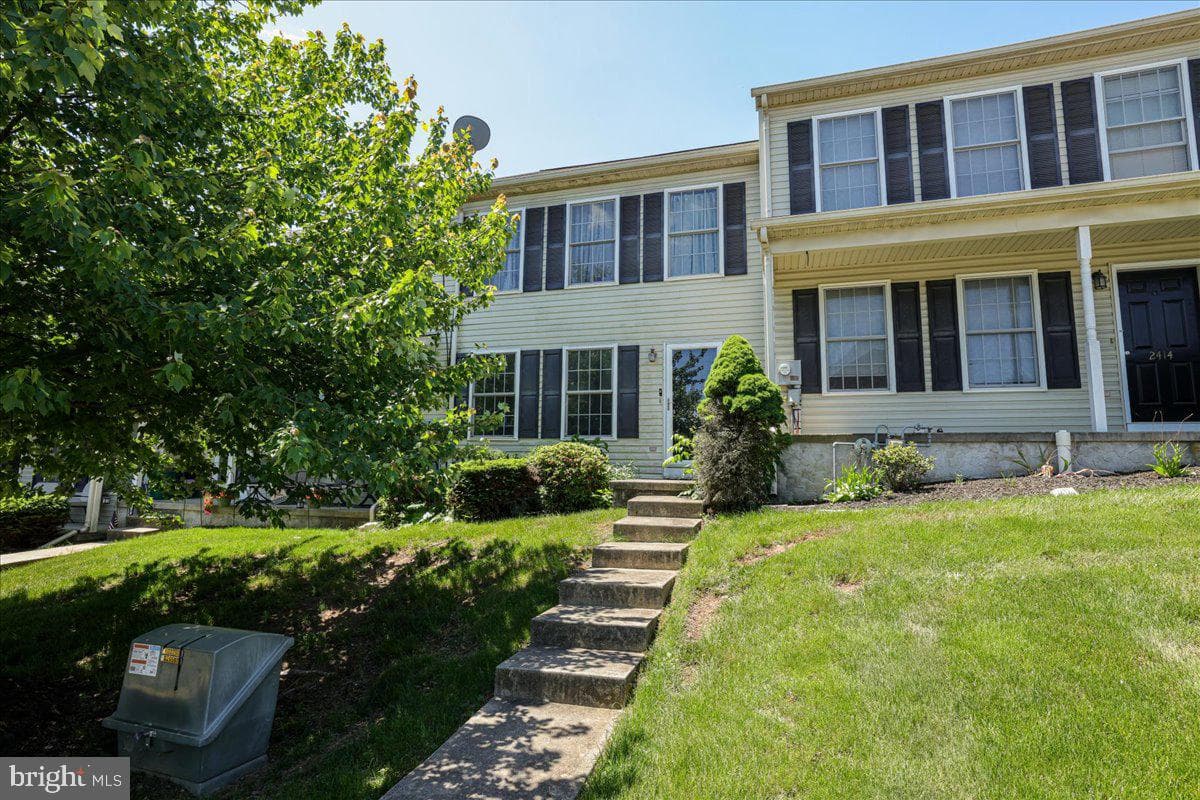 2412 Rob Drive
