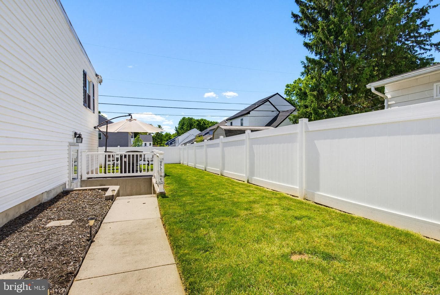 449 W Marion Street photo 7