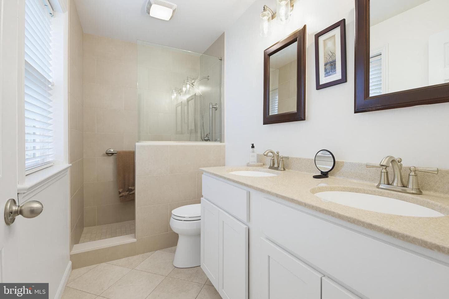3885 Sterling Way photo 21