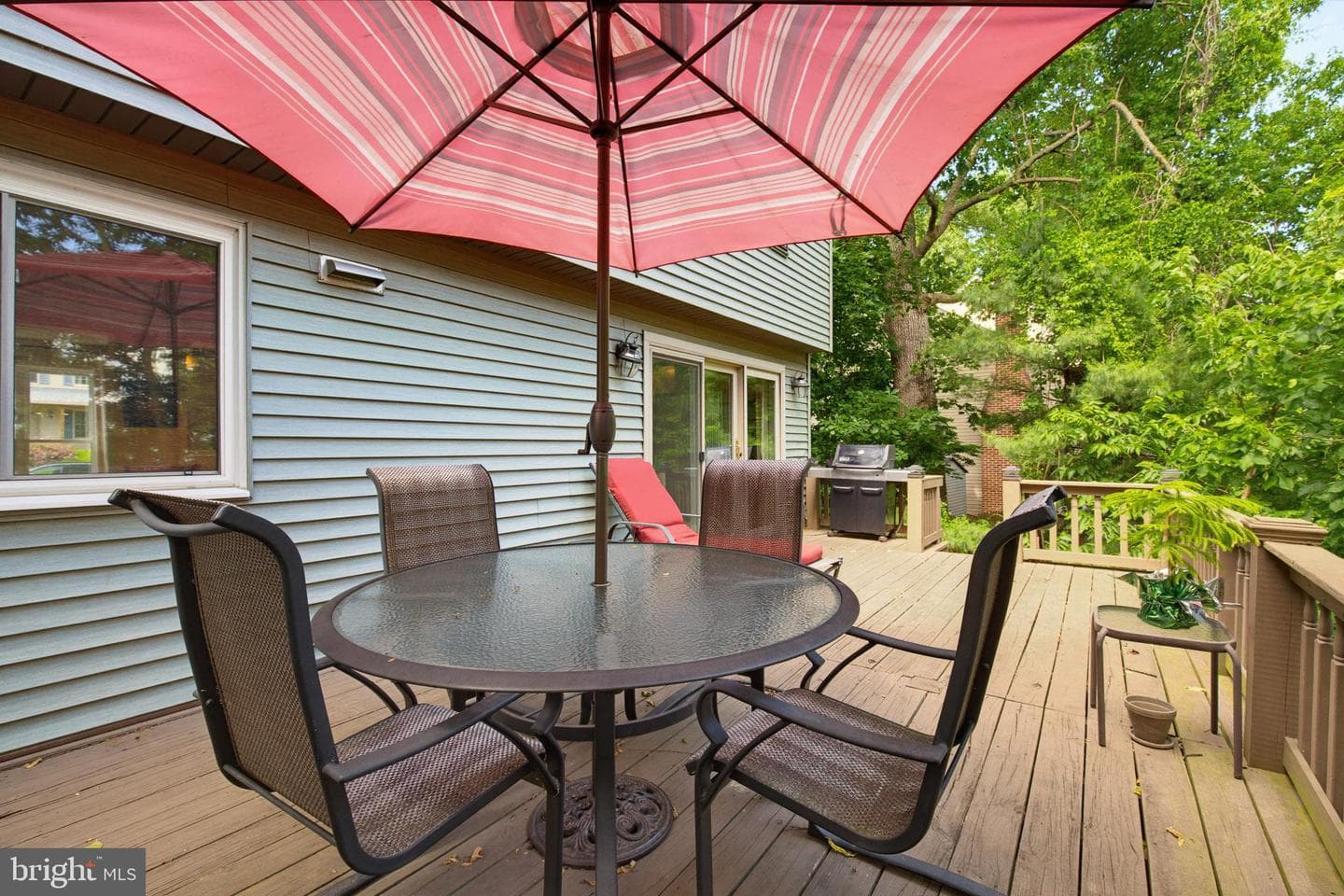 3885 Sterling Way photo 32