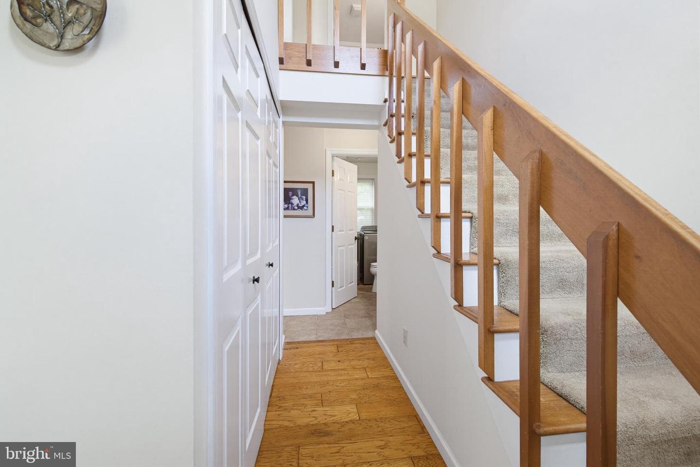 3885 Sterling Way photo 4
