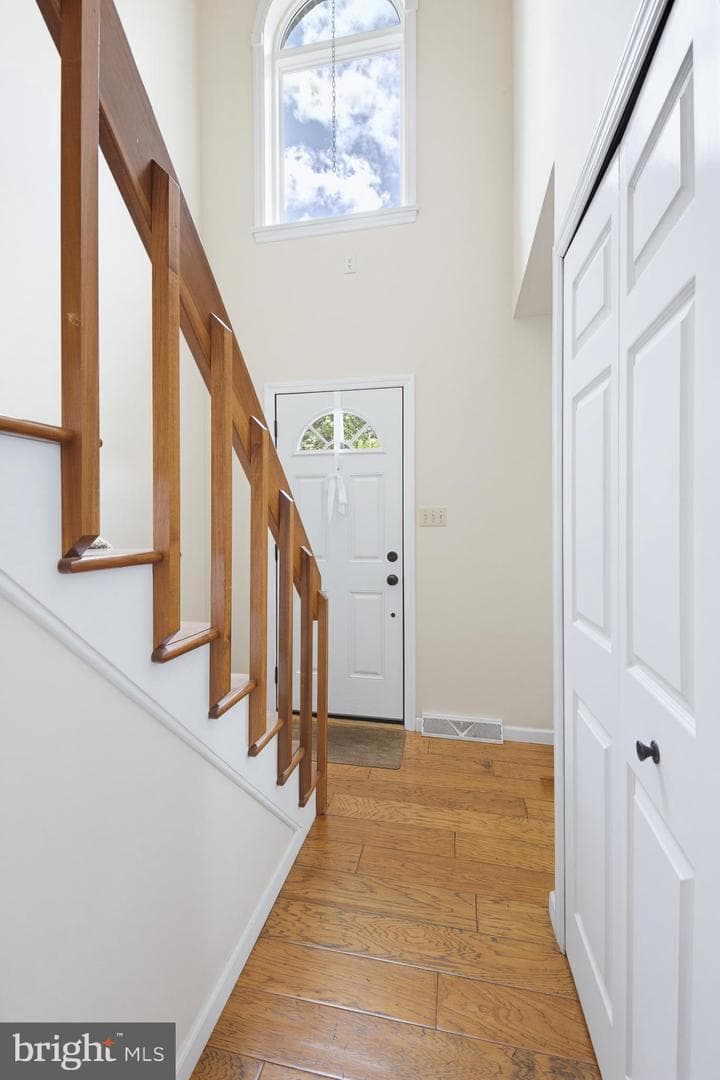 3885 Sterling Way photo 5