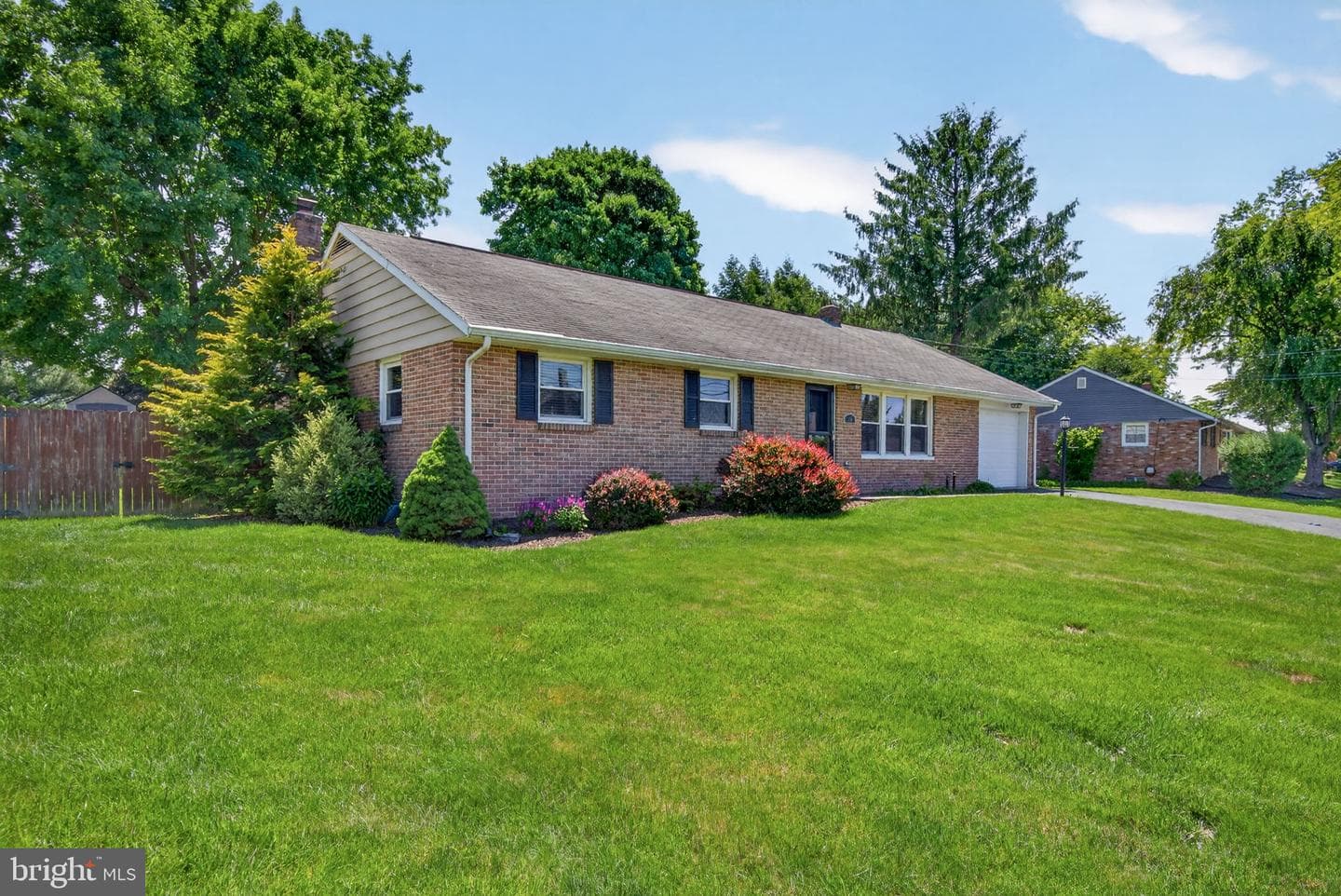 24 Snyder Hill Road photo 2