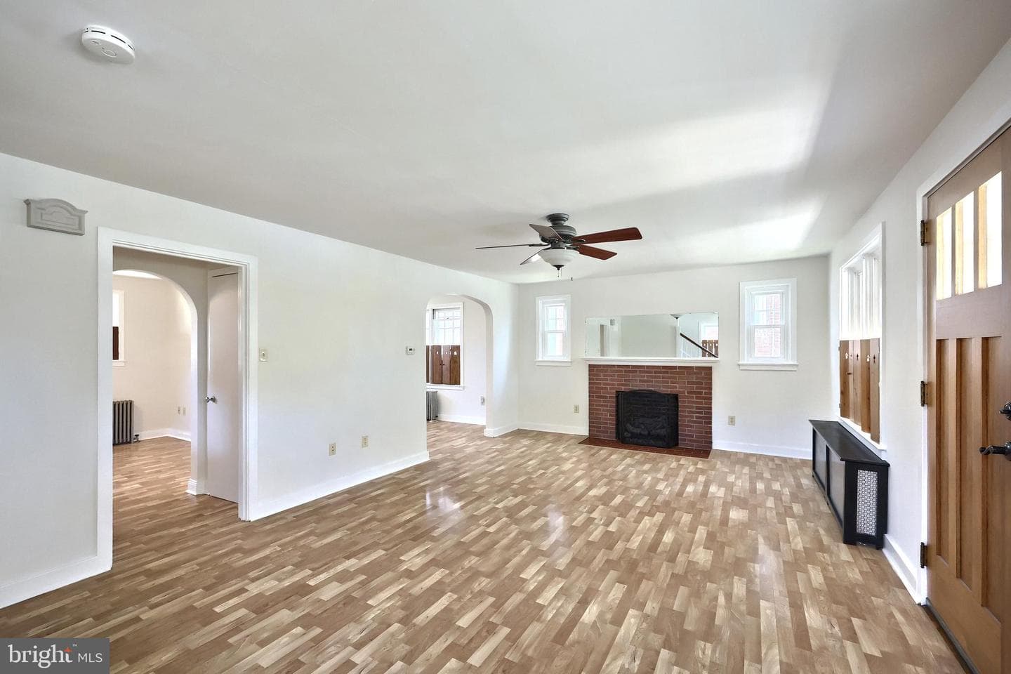 827 Chestnut Street photo 9