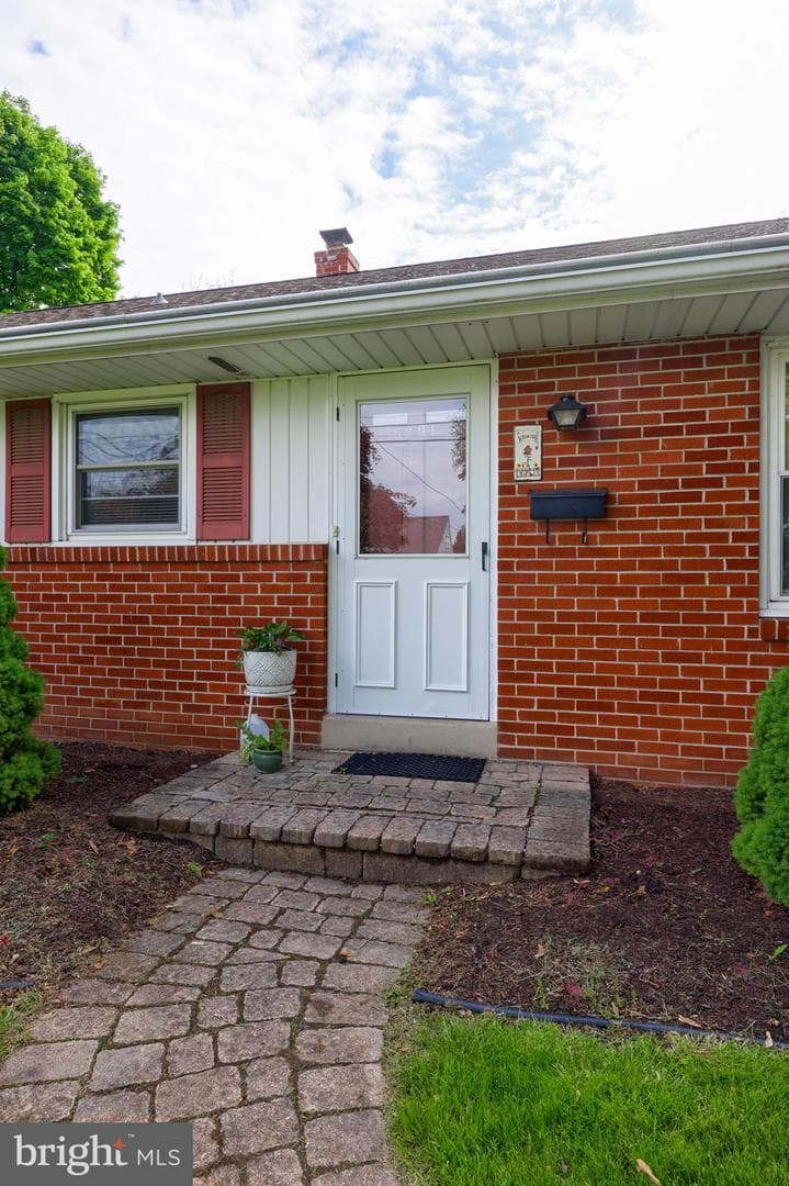 6291 Carpenter Street photo 2
