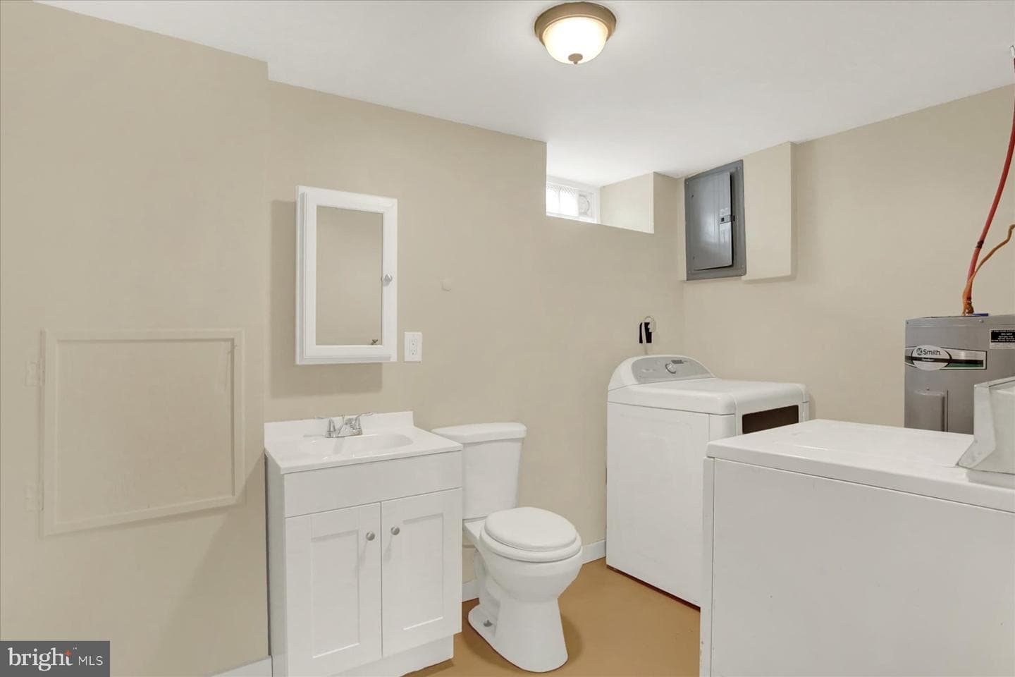637 S Franklin Street photo 14