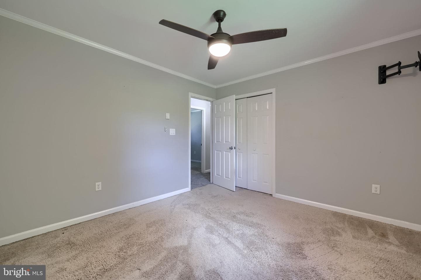 1070 Holly Lane photo 34