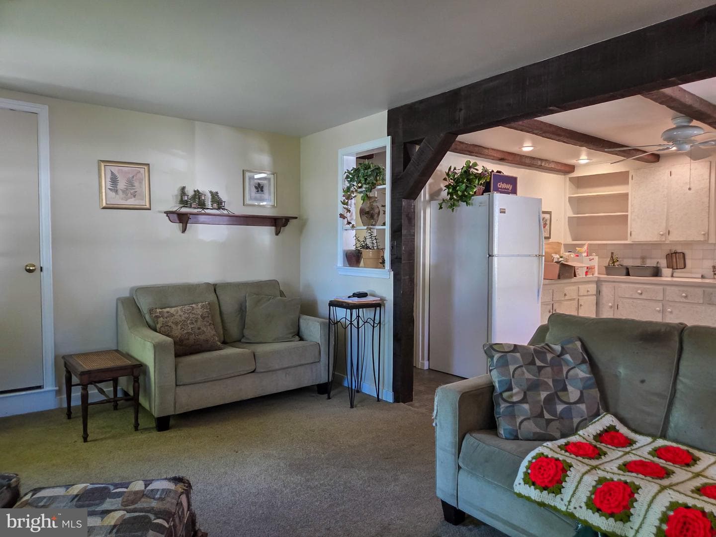 524 Locust Street photo 10