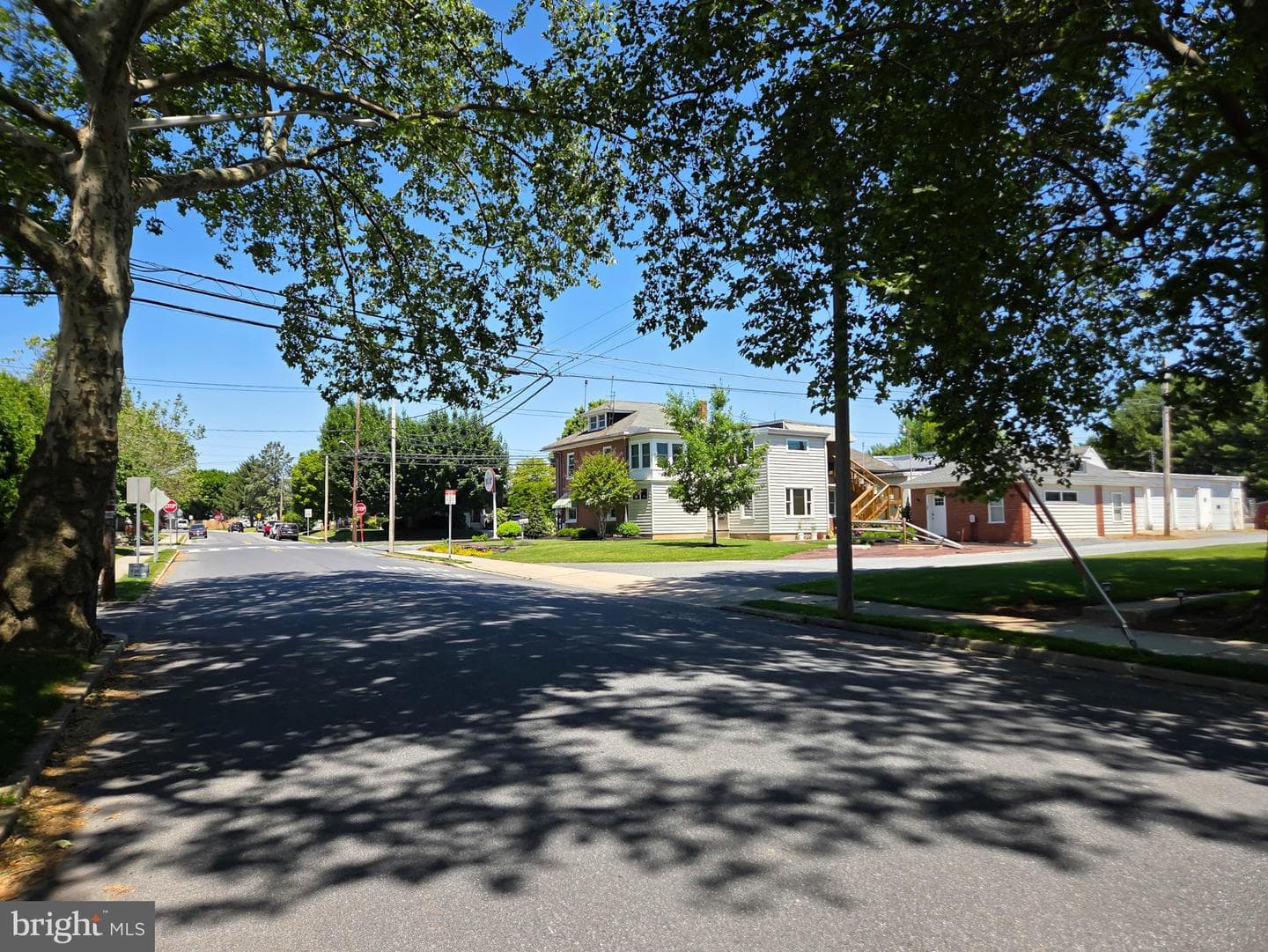 524 Locust Street photo 37