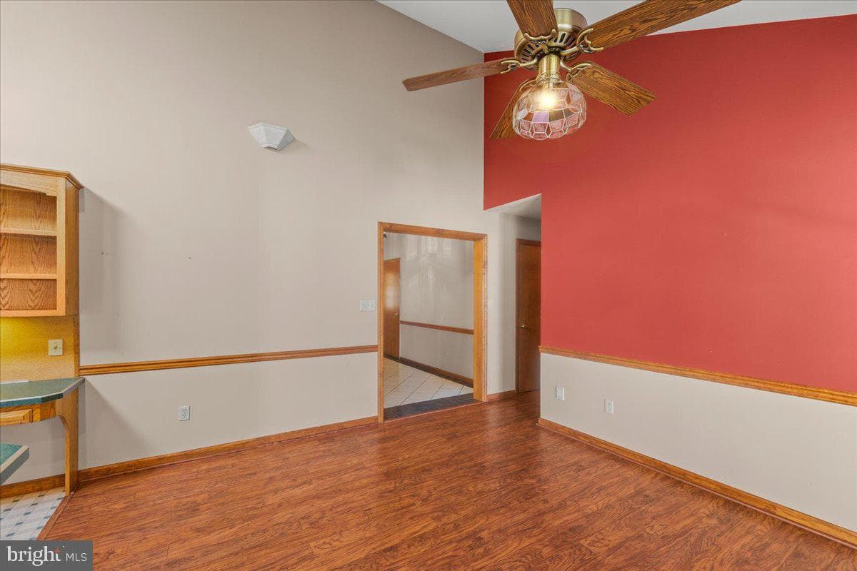 1248 Hereford Drive photo 13