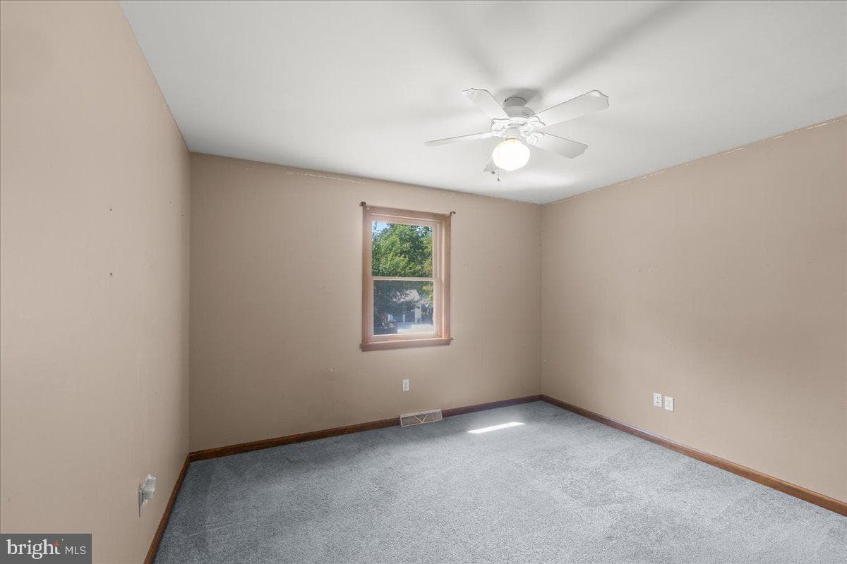 1248 Hereford Drive photo 24