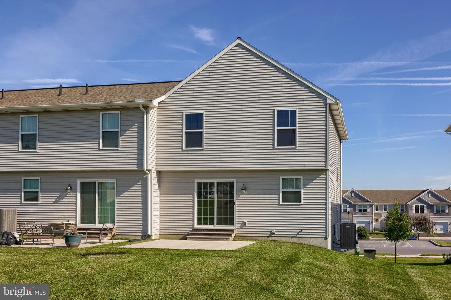 8 Southside Drive photo 33