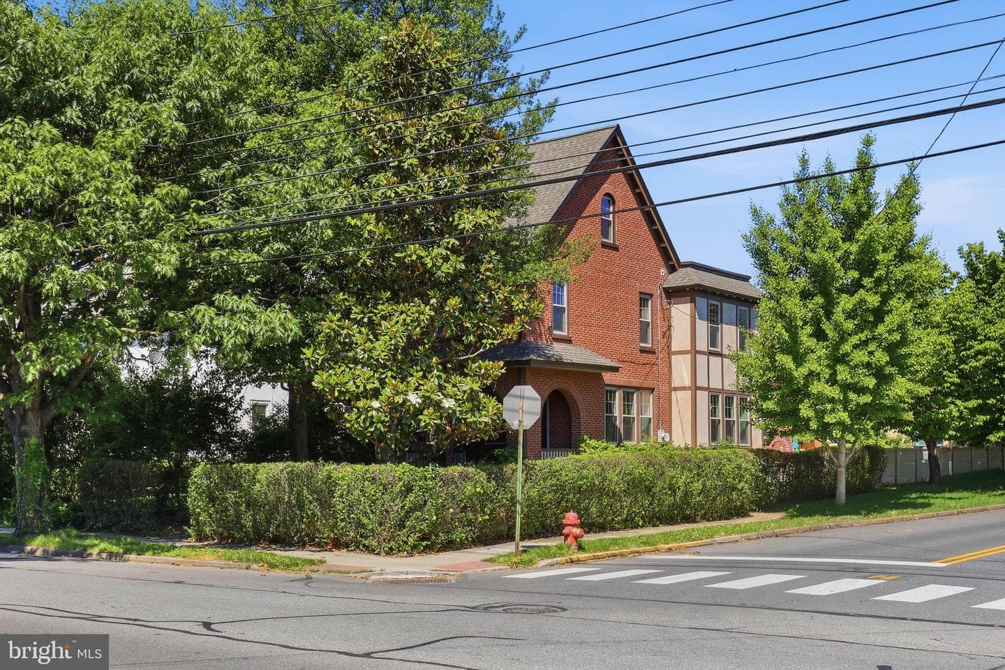699 New Holland Avenue photo 3