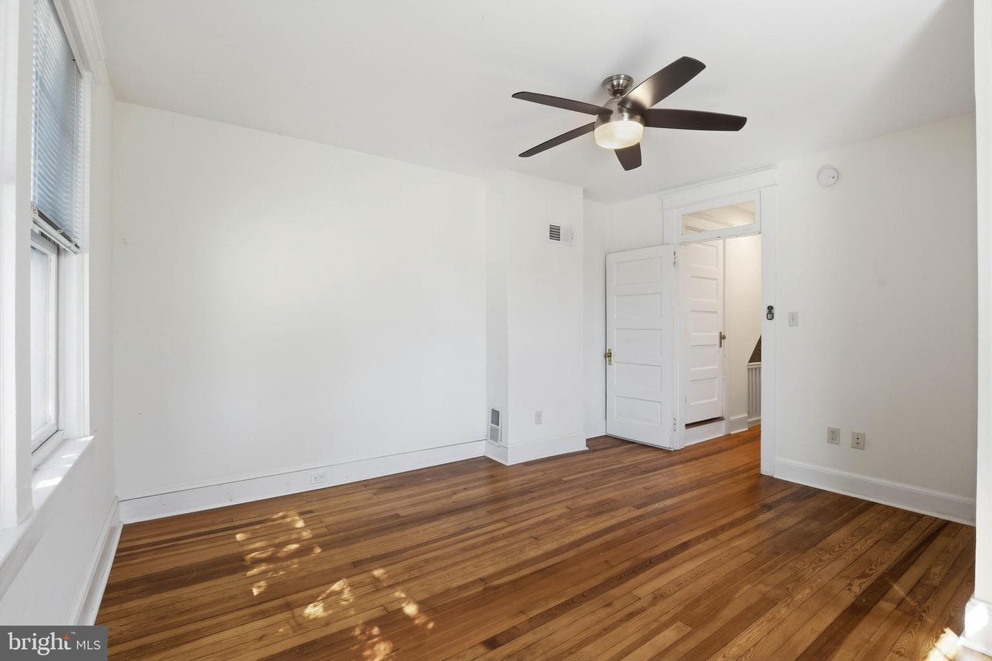 699 New Holland Avenue photo 37