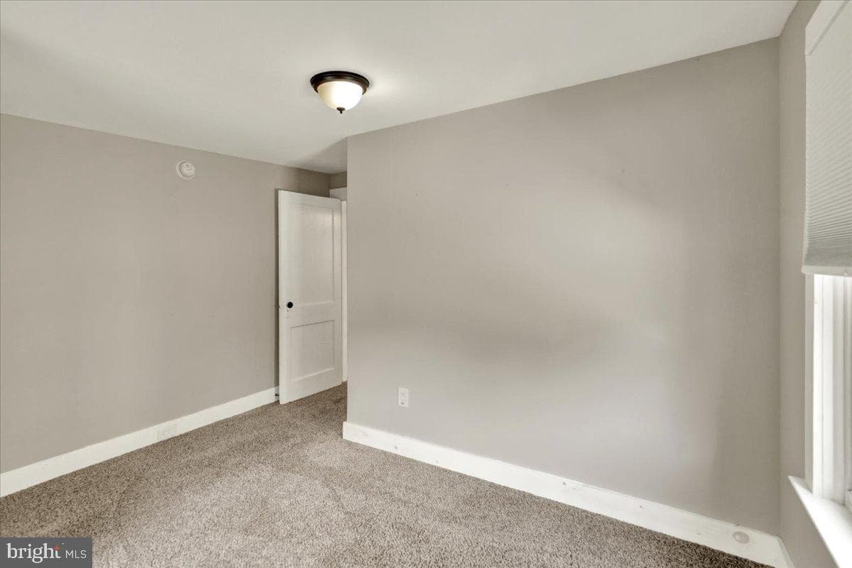 5 W 2nd Avenue photo 13