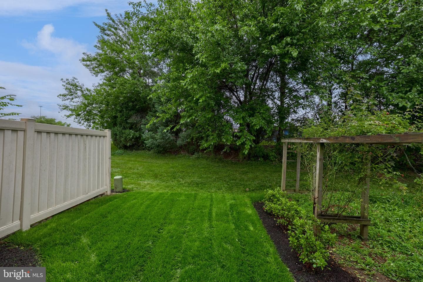 341 Greenland Drive, Lancaster