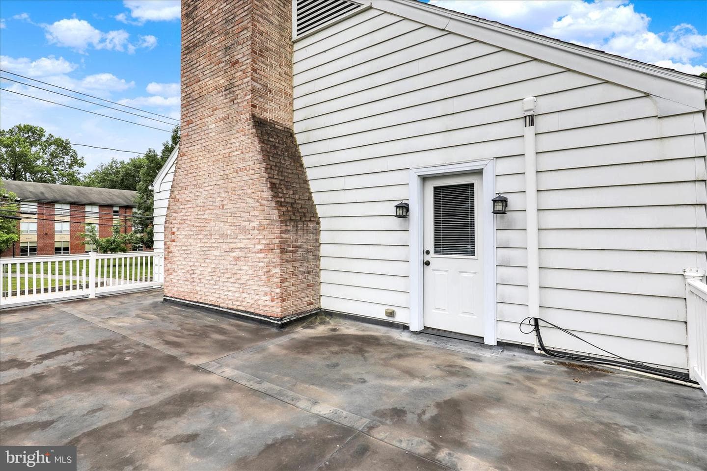 425 E College Avenue photo 45