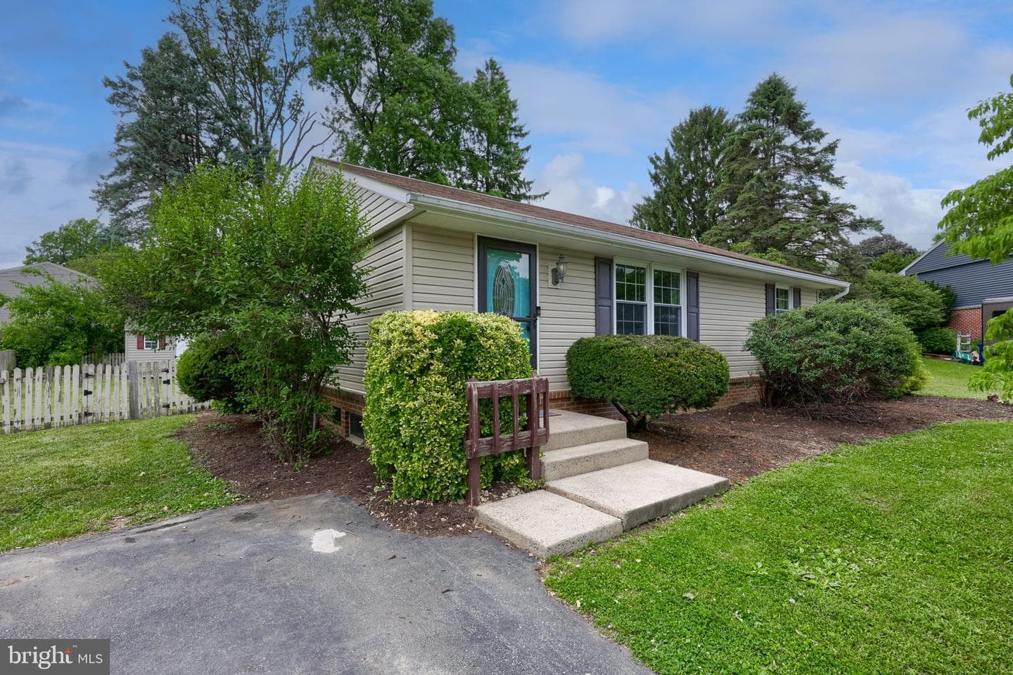 715 Kenton Road photo 27