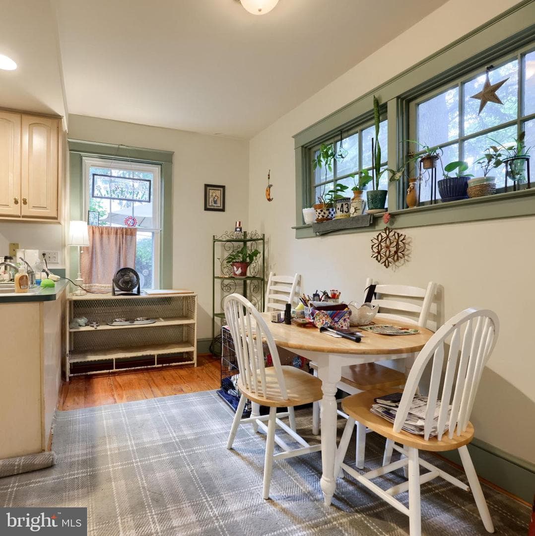 1172 Elm Avenue photo 11