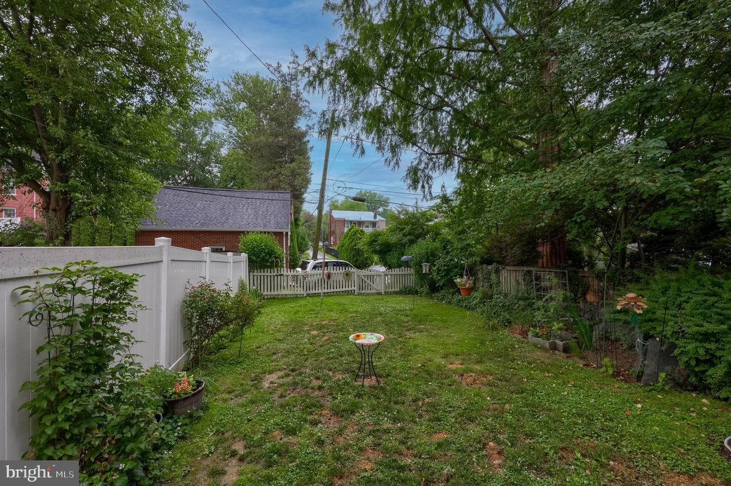 1172 Elm Avenue photo 26