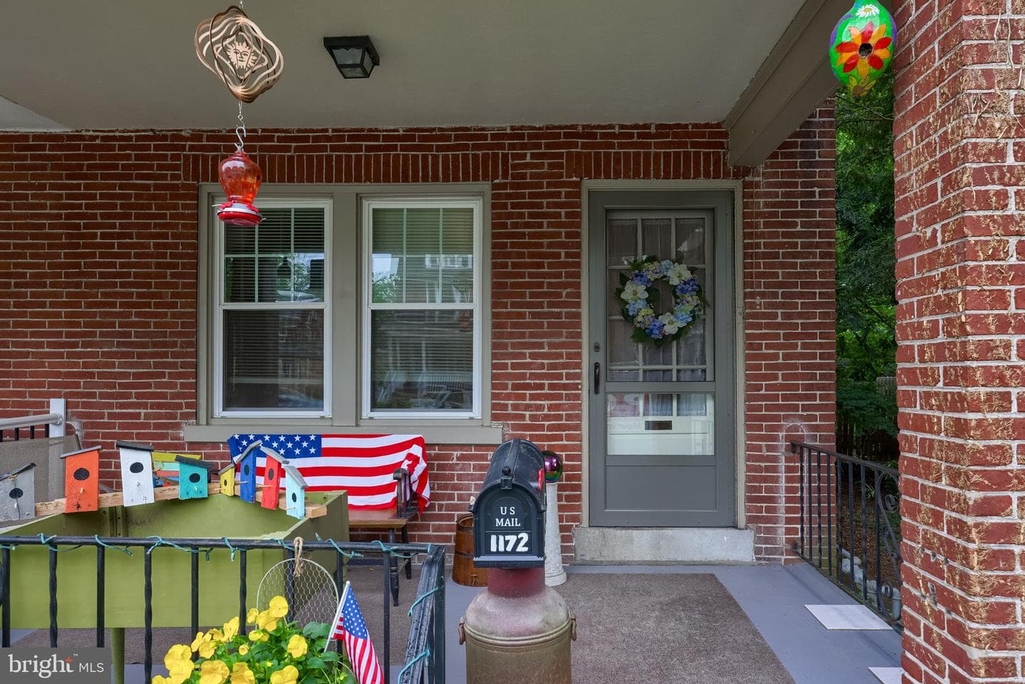1172 Elm Avenue photo 4