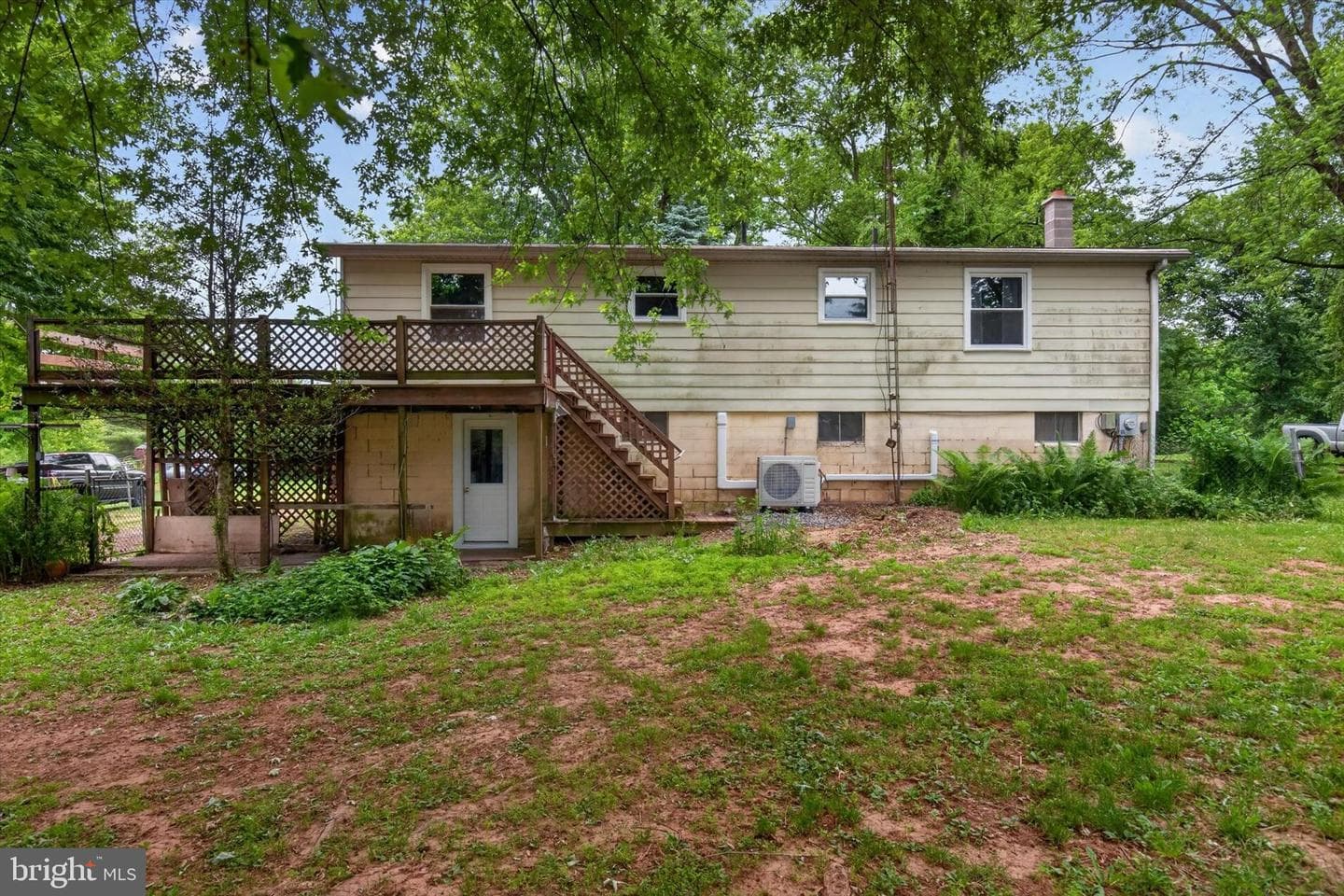 1048 Creek Road photo 21