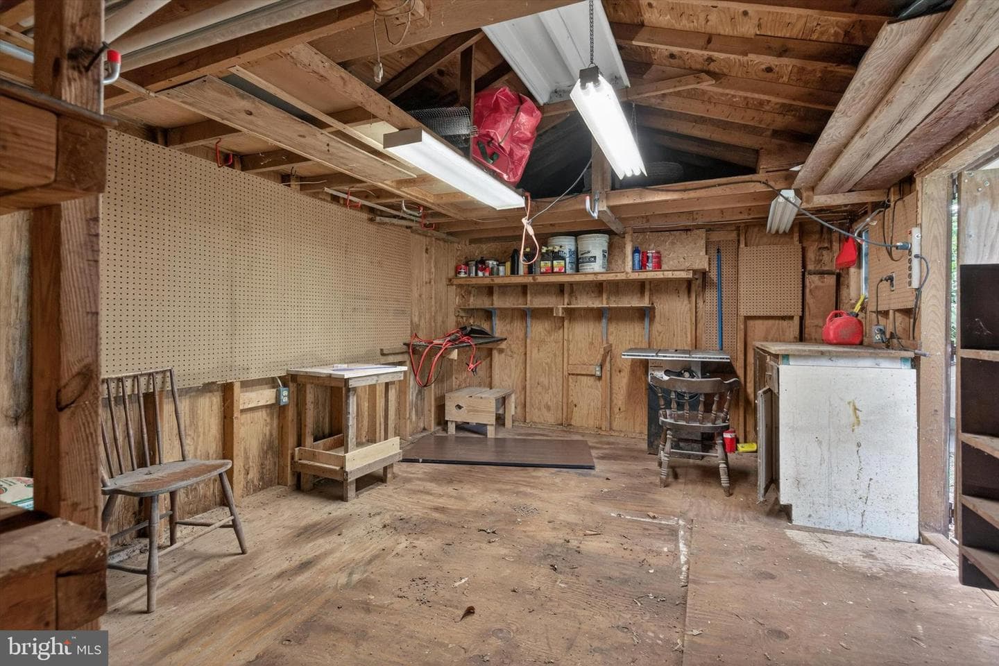 1048 Creek Road photo 28