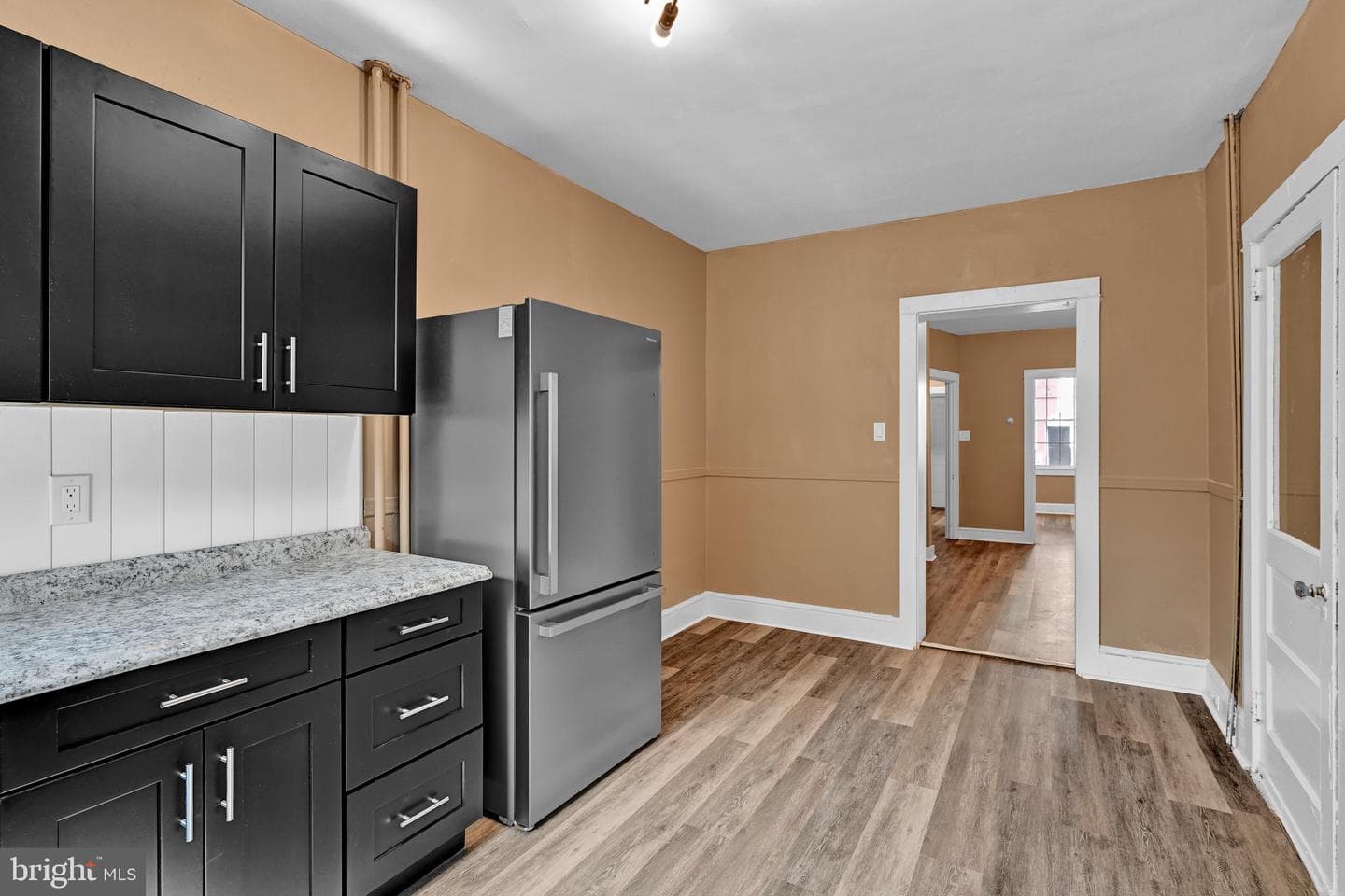 330 Beaver Street photo 8