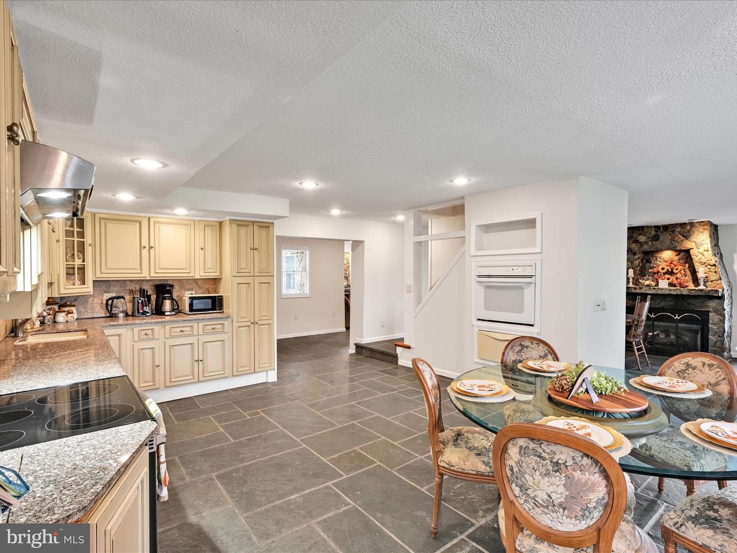 742 Power Road photo 16