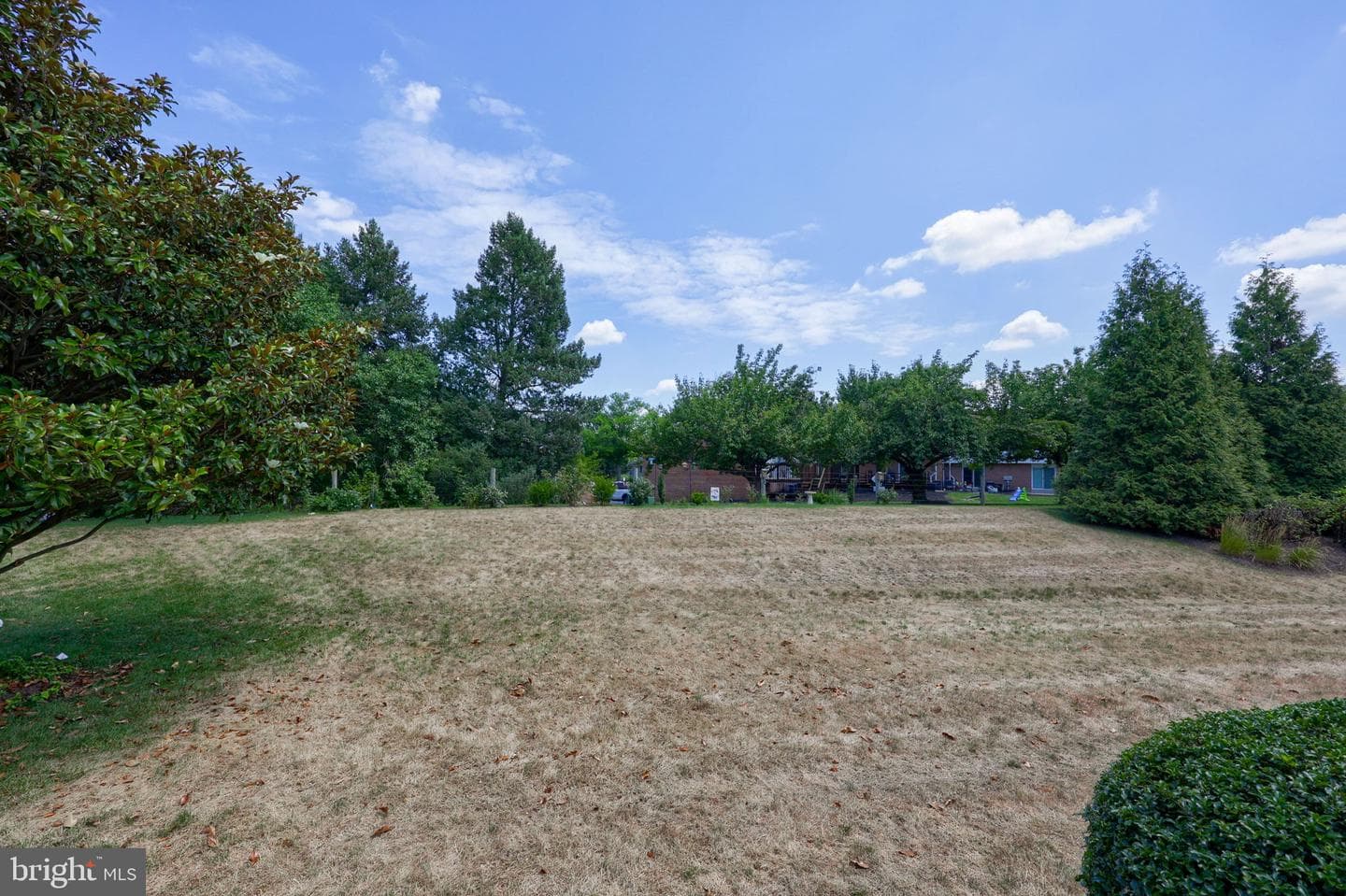 725 Skywalk Lane photo 41