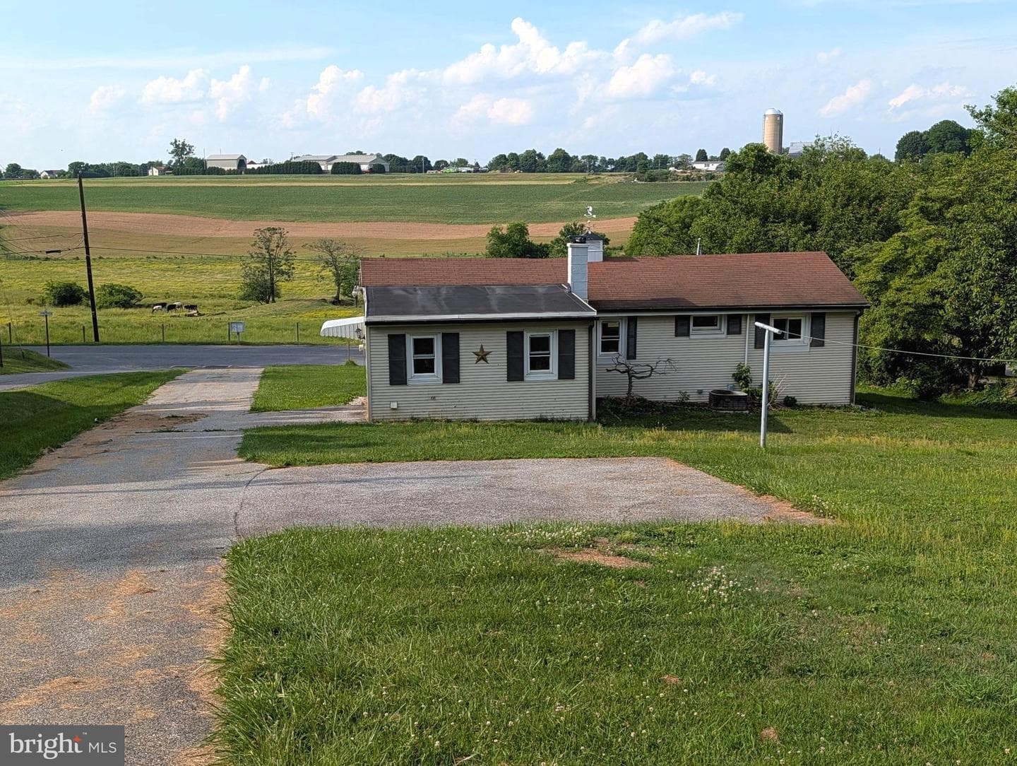 360 Schoolhouse Road photo 19