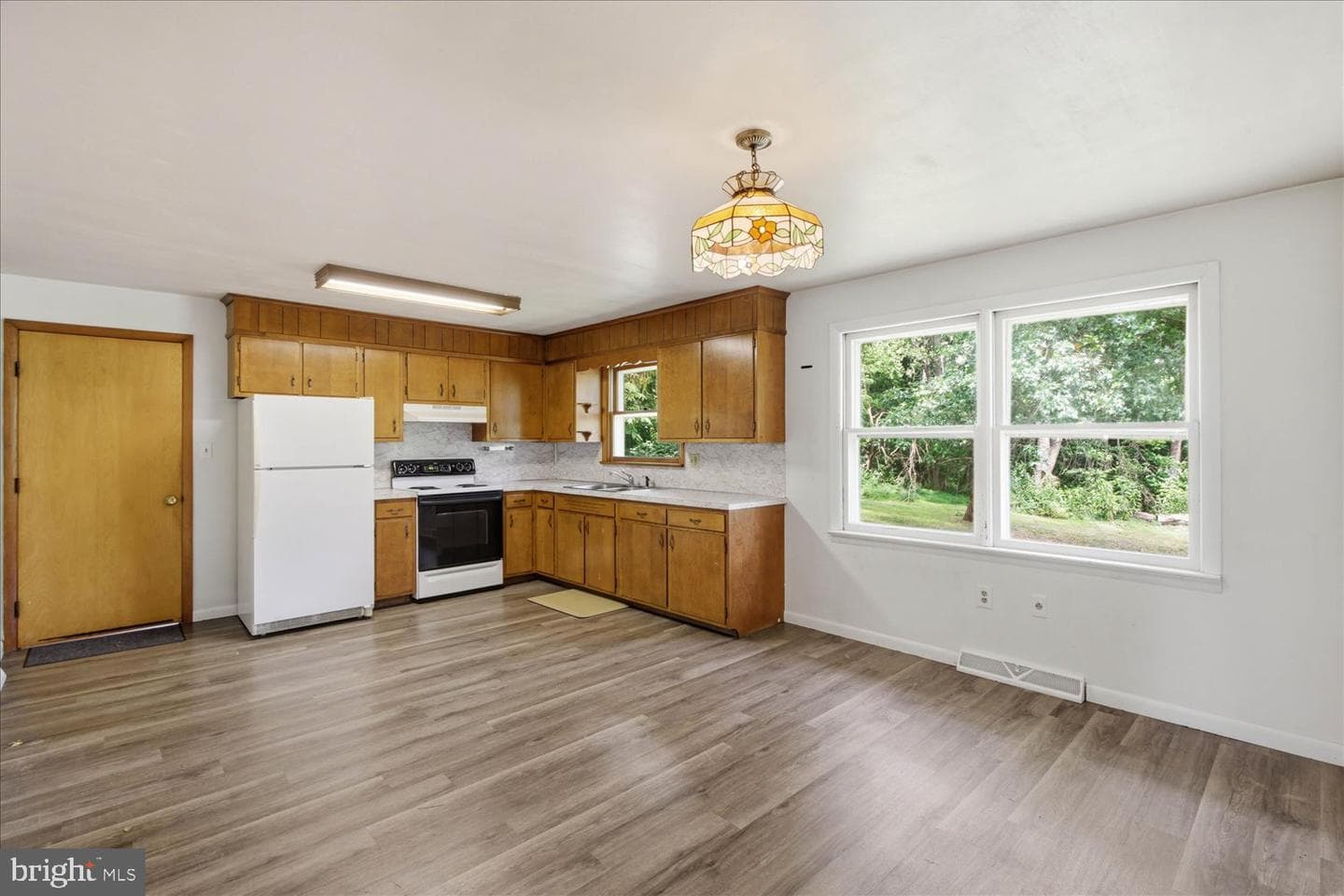 329 Fairview Drive photo 15