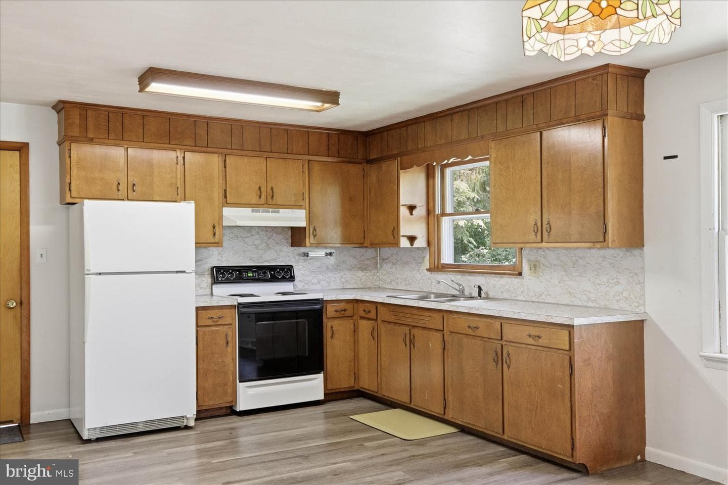 329 Fairview Drive photo 16