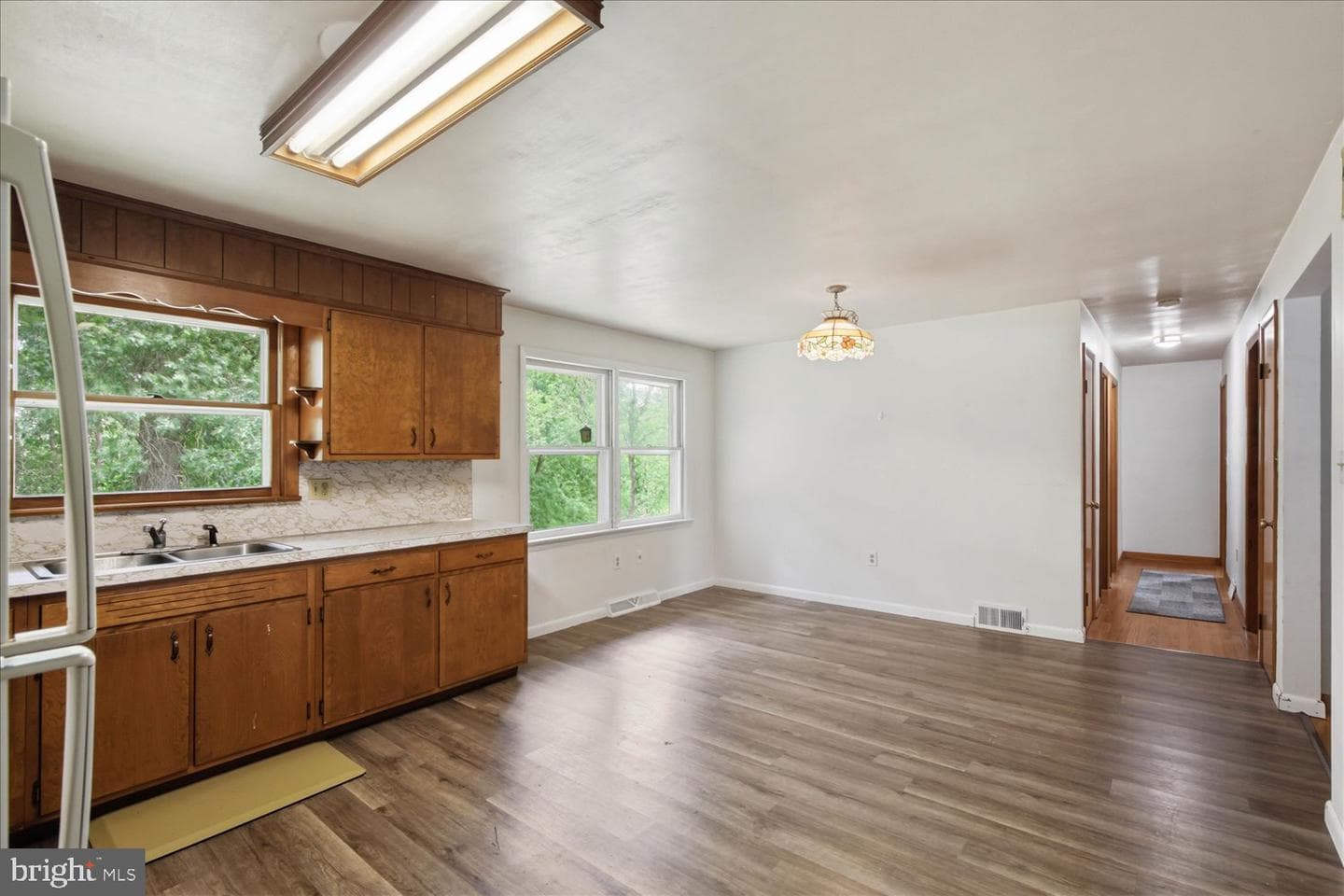 329 Fairview Drive photo 17