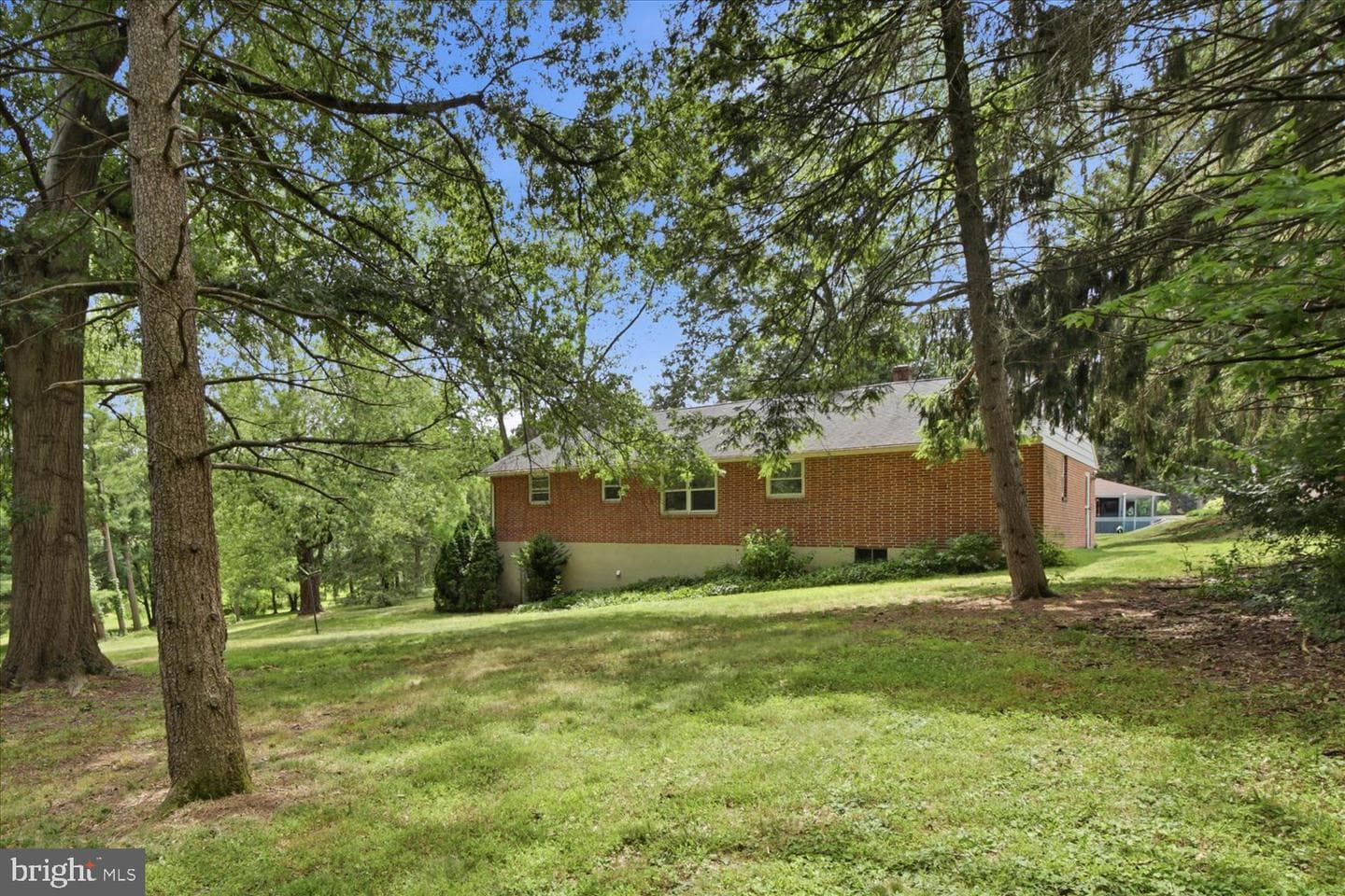 329 Fairview Drive photo 36