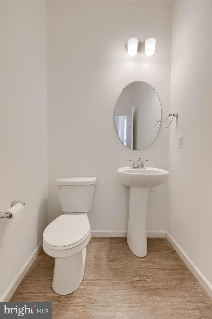 2421 Artesian Way photo 11