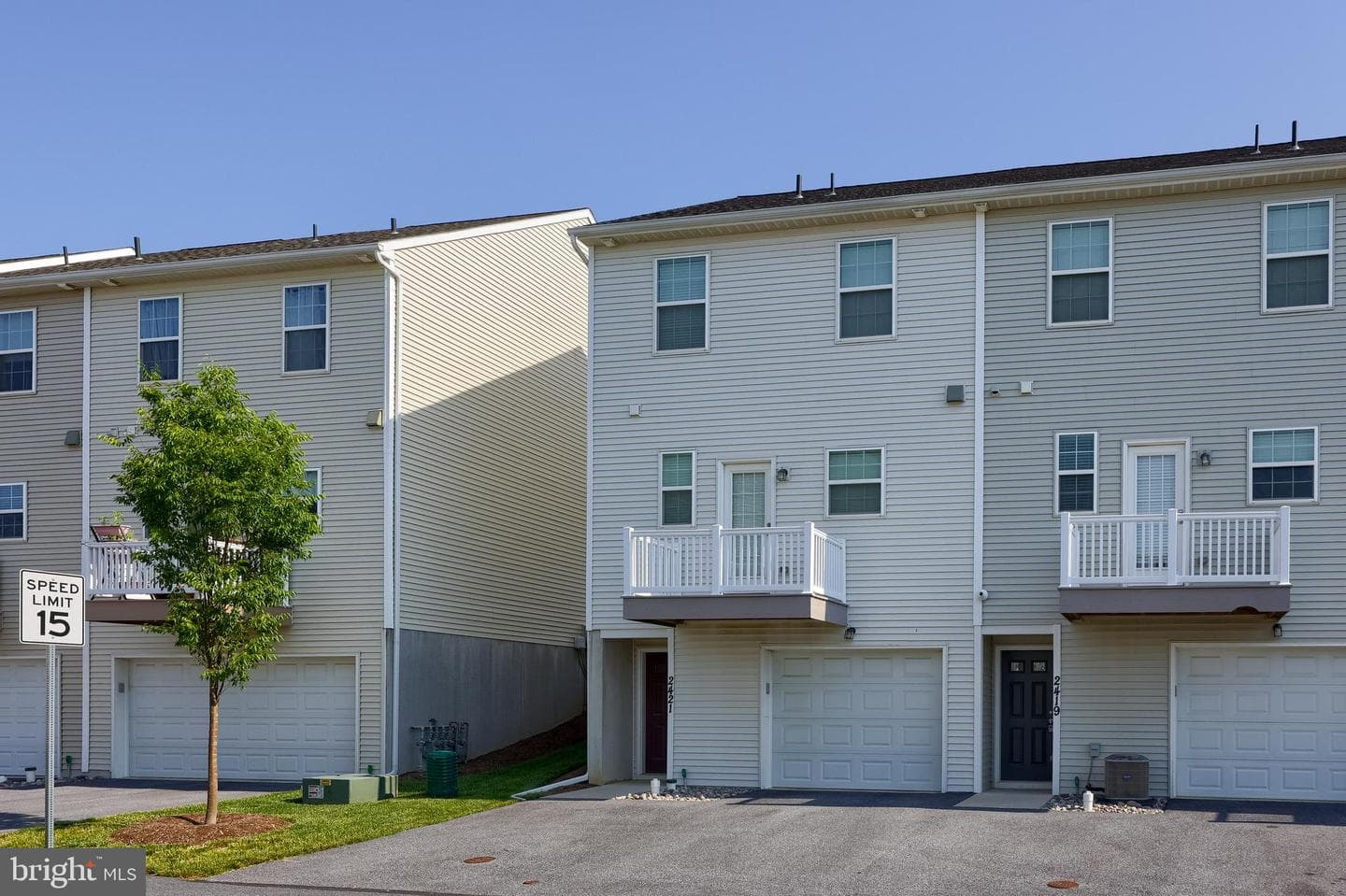 2421 Artesian Way photo 54