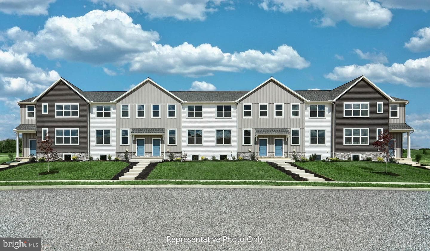 45 N Conifer Drive, Elizabethtown