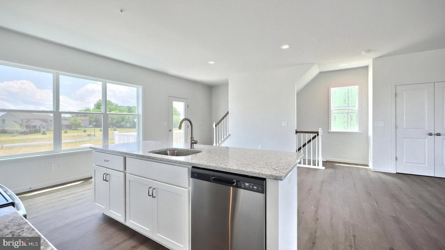 36 N Conifer Drive photo 16