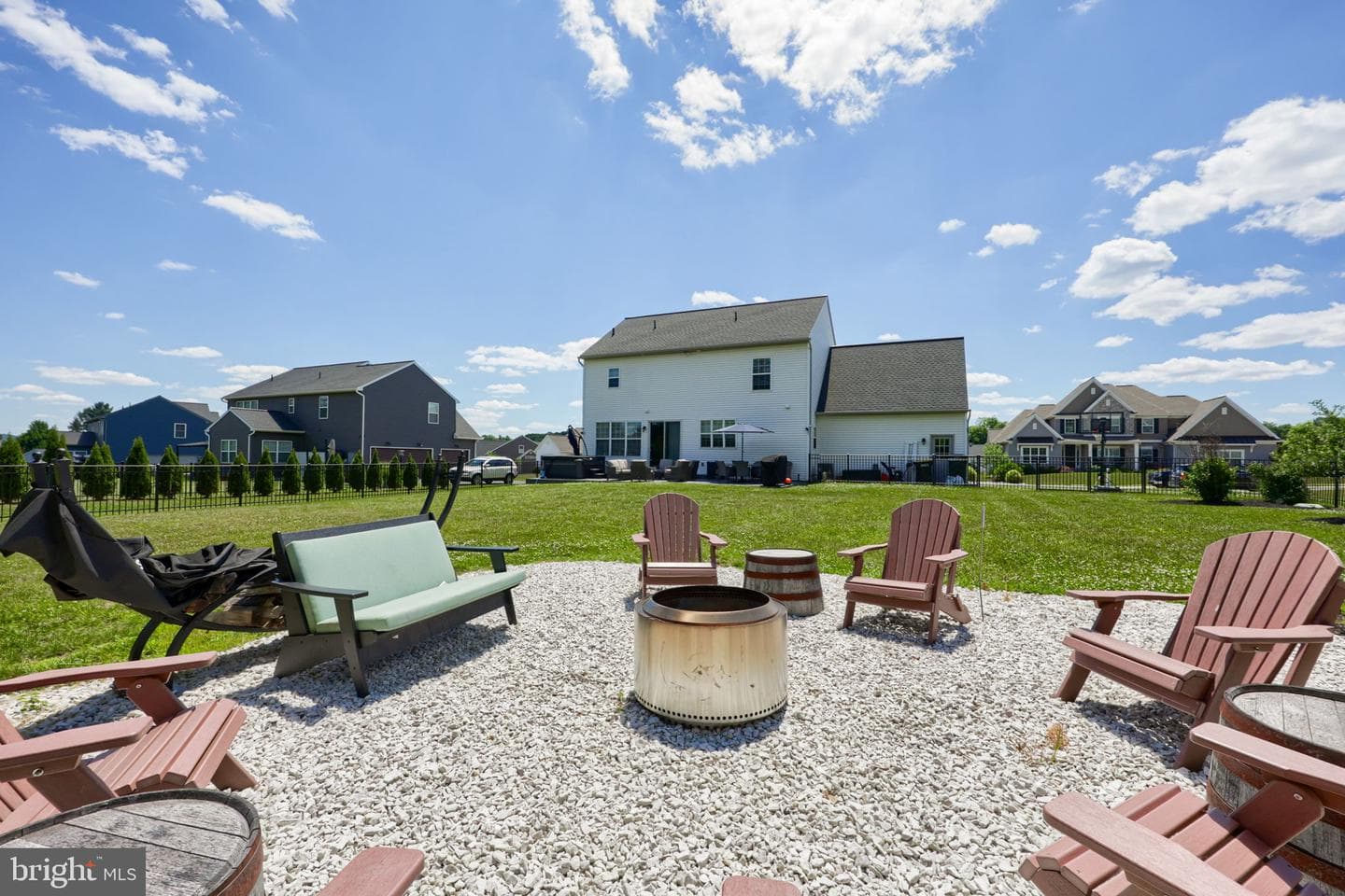 141 E Valley Road photo 54