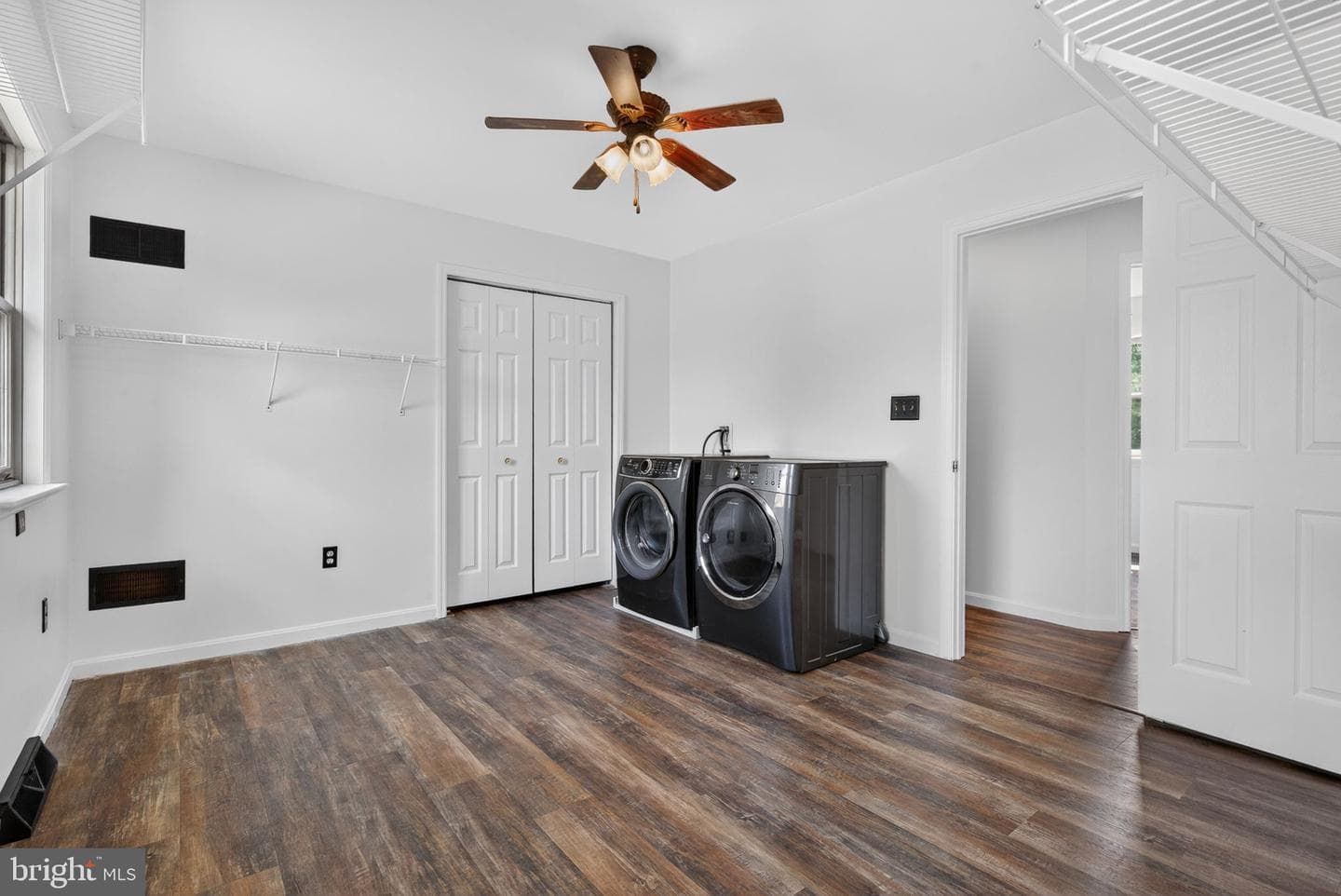 5 Village Dr photo 35