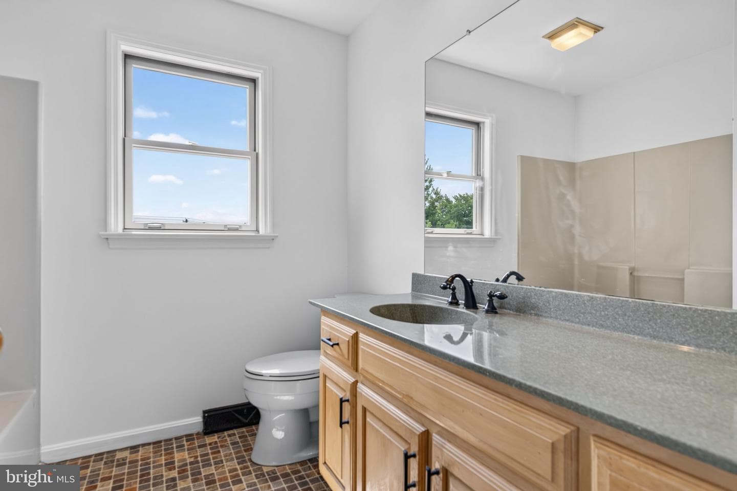 5 Village Dr photo 36