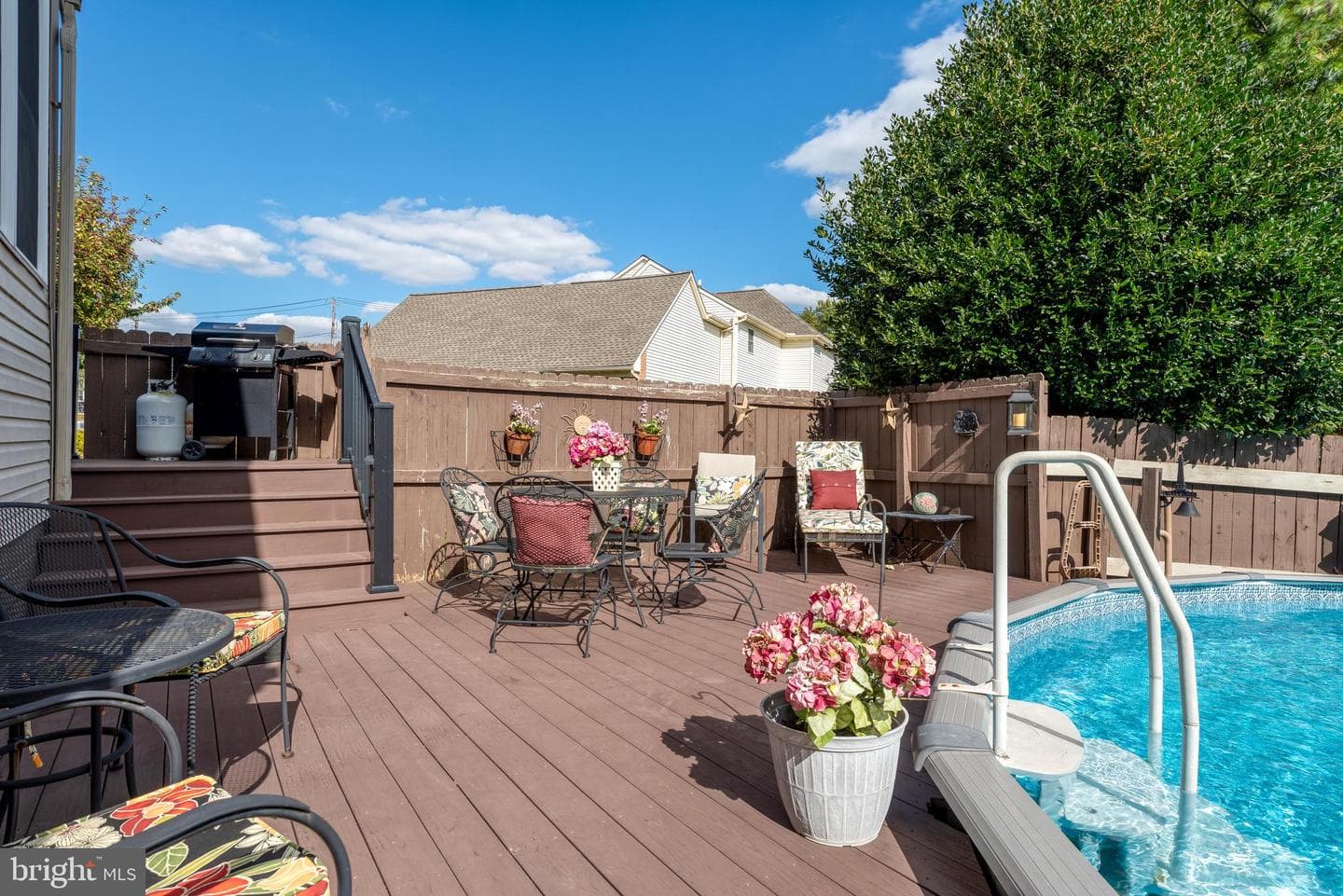 5 Village Dr photo 43