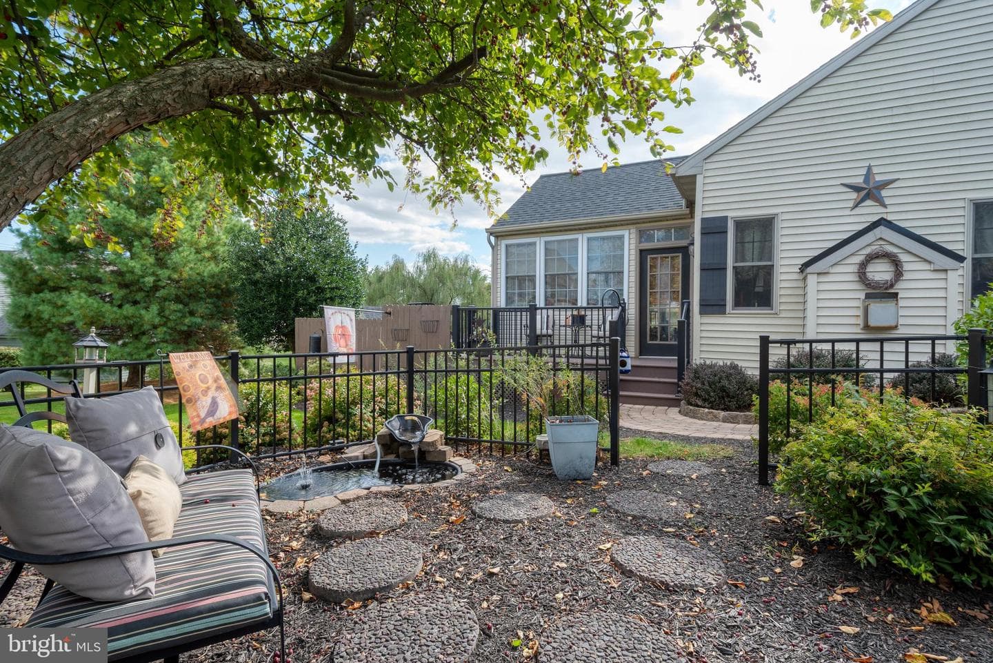 5 Village Dr photo 46